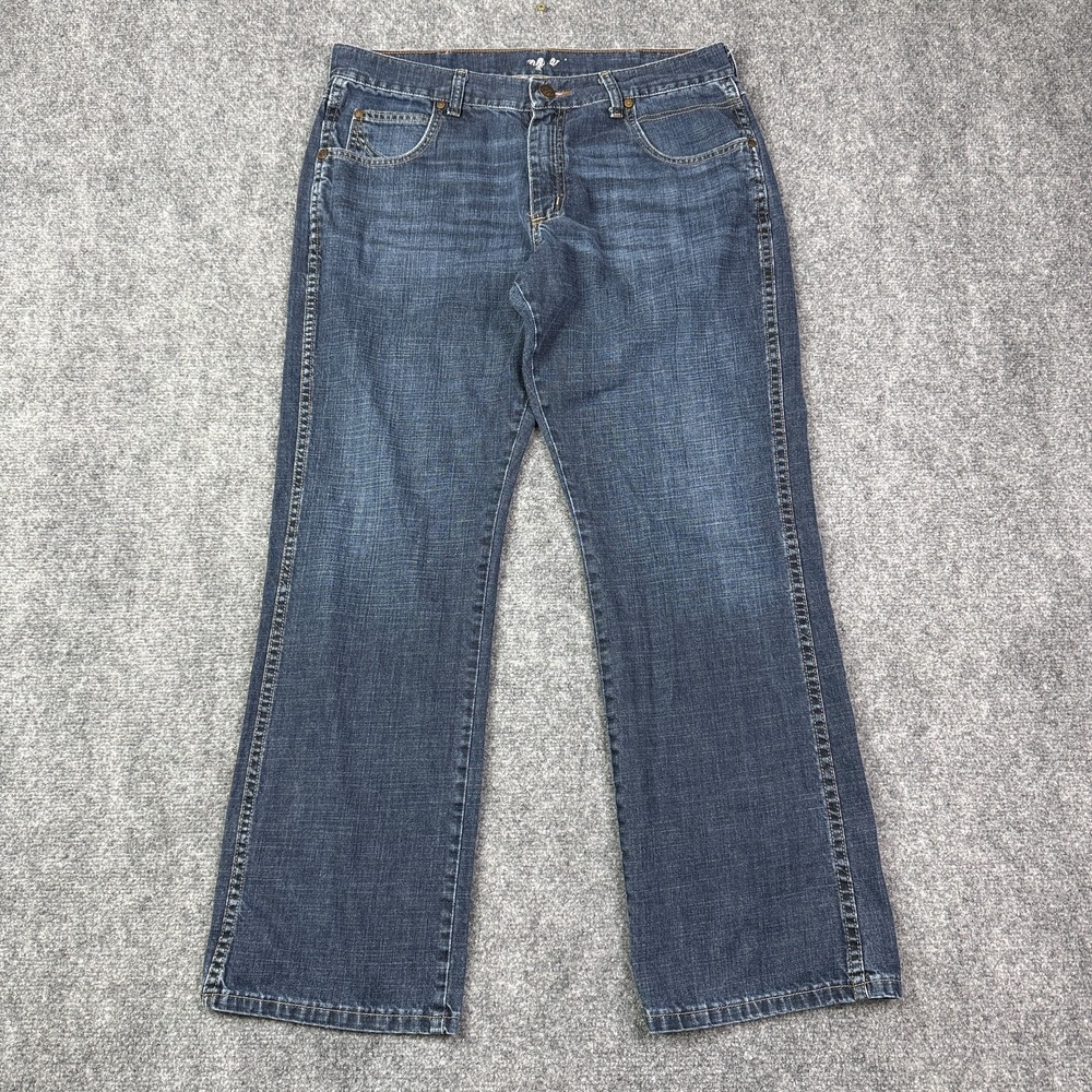 Wrangler Retro Jeans Mens 34x30 WRT20AB Relaxed Bootcut Abilene Western Cowboy